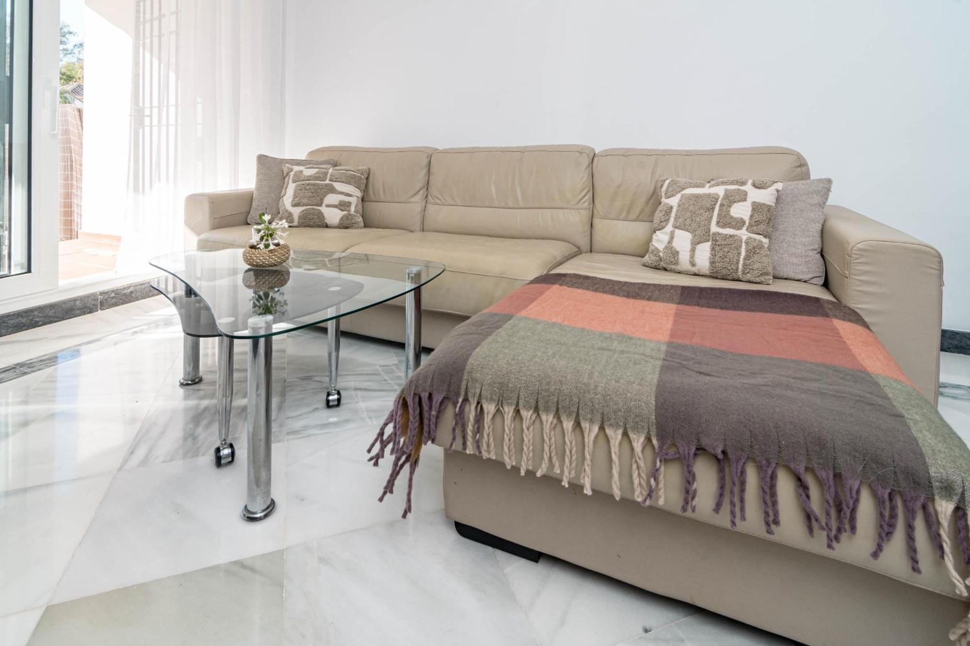 Sdg N2-102 Apartment *